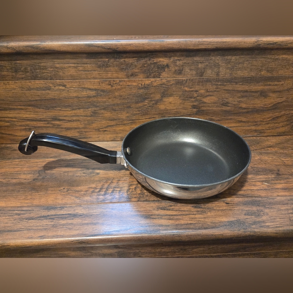 Farberware 8.25 Inch Frying Pan Classic Series